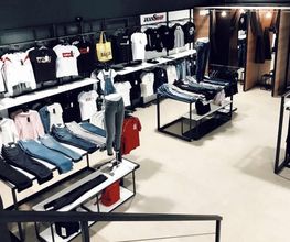 Jeans Shop Bild 14