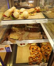 Shell Recharge Charging Station Bild 15