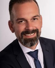 portraitSq