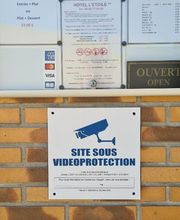 extérieur Hôtel L'Etoile Aéroport-A61