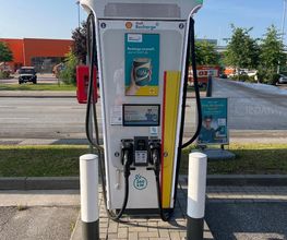 Shell Recharge Charging Station Bild 3