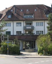 Zahnärzte Hasenberg AG - Dr. med. dent. Denis Schafroth Bild 4