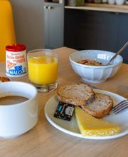 B&B HOTEL Châteauroux Aéroport image 9