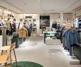 Lacoste Rouen image 4