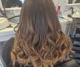 Lahna Coiffure image 11