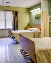 Quaker Hill Rehabilitation & Skilled Nursing image 3