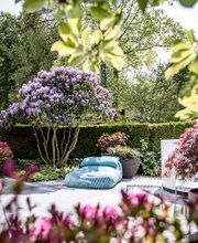 Relaxbereich beim Pool