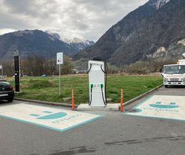 Shell Recharge Charging Station Bild 1