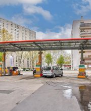 This is a picture representing NF042040 (FUELING) - RELAIS ISSY LES MOULINEAUX VOISIN