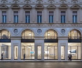 Apple Via Roma immagine 1