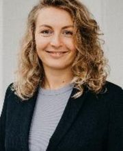 DEVK Versicherungen: Daniela Kaya Bild 1