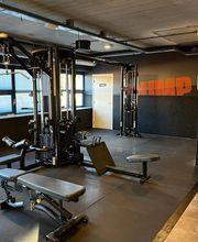 Basic-Fit Enschede Wesselerbrinklaan 24/7 - Free weight zone