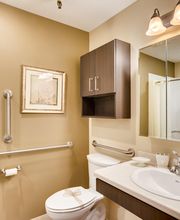Cascade Inn Assisted Living Community image 11
