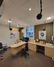 Vue du dispositif pour les tests de l'audition et le réglage des aides auditives.