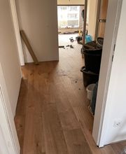 Boden verlegen - Laminat - Venyl - Parkett - Teppich - PVC - Trittschalldämmung verlegen - Sockelleisten 5.jpeg