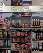 loreal-pharmacie-sun-store-lausanne-gare-cff