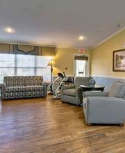Ravenwood Terrace Senior Living image 4