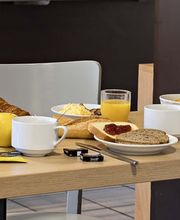 B&B HOTEL Rouen Parc des Expos Zénith image 2