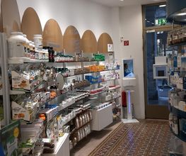 Centrale Küng SA - Farmacia Lugano Bild 6