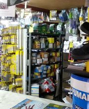 InteriorFerreteria02.JPG
