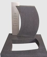 Heide Andreas Grabmale Bild 2