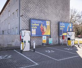 Shell Recharge Charging Station Bild 1