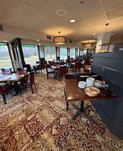Boss' Pizzeria and Sports Bar Okoboji image 12