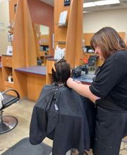 Fantastic Sams Cut & Color image 2