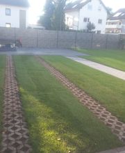 Fahrspur bis in den garten