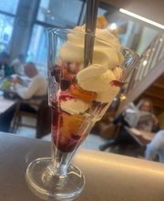 Café de L'Opéra image 11