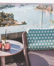 Konrads Restaurant & Sky Bar