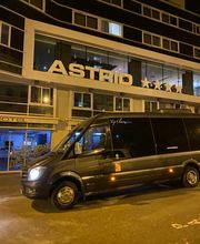 Fleet and Goo Minibus imagen 8