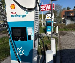 Shell Recharge Charging Station Bild 1