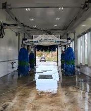 Get a car wash at the Splash In located at 103 Mountain Road, Pasadena, MD!