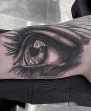 Line Tattoo & Piercing Heilbronn Bild 17