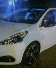 AUTO & MOTORRAD FAHRSCHULE DANIEL LEUTENEGGER Bild 5