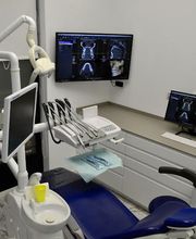 Milaaguilarclinicadental-interiorclinica3.JPG