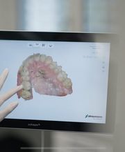 Wieslander Kieferorthopädie und Kinderzahnmedizin AG Bild 1