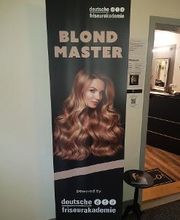 Jackis Haar Atelier Bild 7