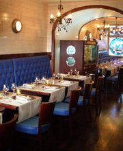 Augusto Chez Laurent image 4