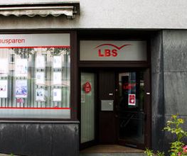 LBS Solingen Finanzierung und Immobilien Bild 1
