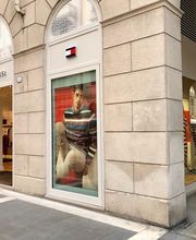 Tommy Hilfiger immagine 1