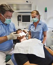 Zahnärztliche Gemeinschaftspraxis Dr. Schlotmann Bild 3