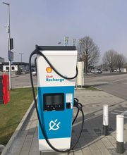 Shell Recharge Charging Station Bild 2