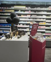 innenraum-amavita-apotheke-rheinbrücke