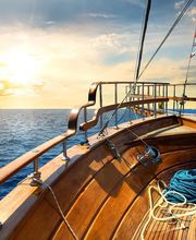 Nautipol Yacht Group imagen 6