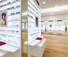 Opticien PRIVAS Optical Center image 3