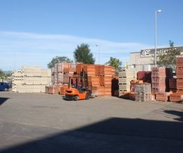 CARMONAEHIJOSMATERIALESDECONSTRUCCION.jpg