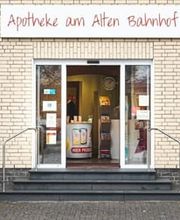 Aussenansicht der Apotheke am Alten Bahnhof