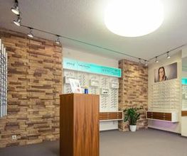 Deubner moderne Augenoptik GmbH Bild 1